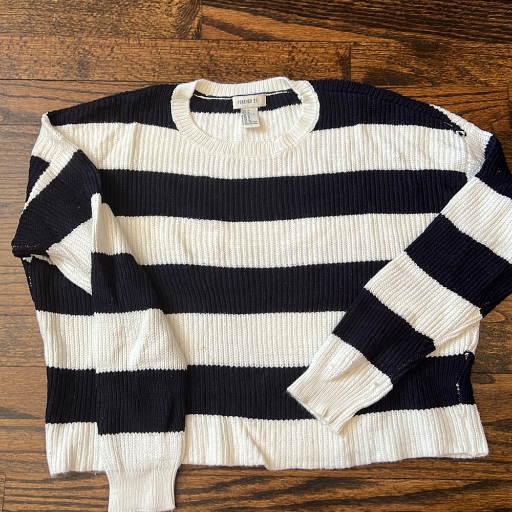 Navy & ivory striped sweater